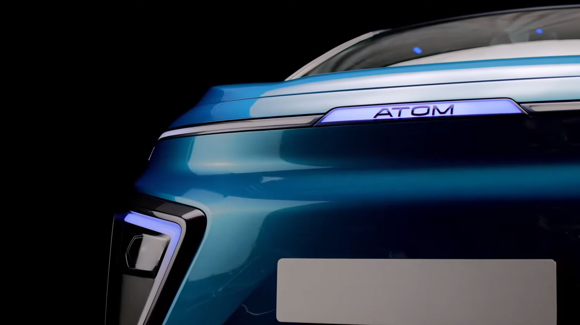 🚗 Russian Electric Car "Atom" Futuristic Design
